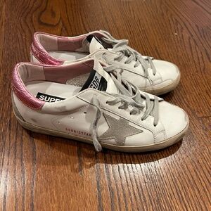 Golden Goose superstar